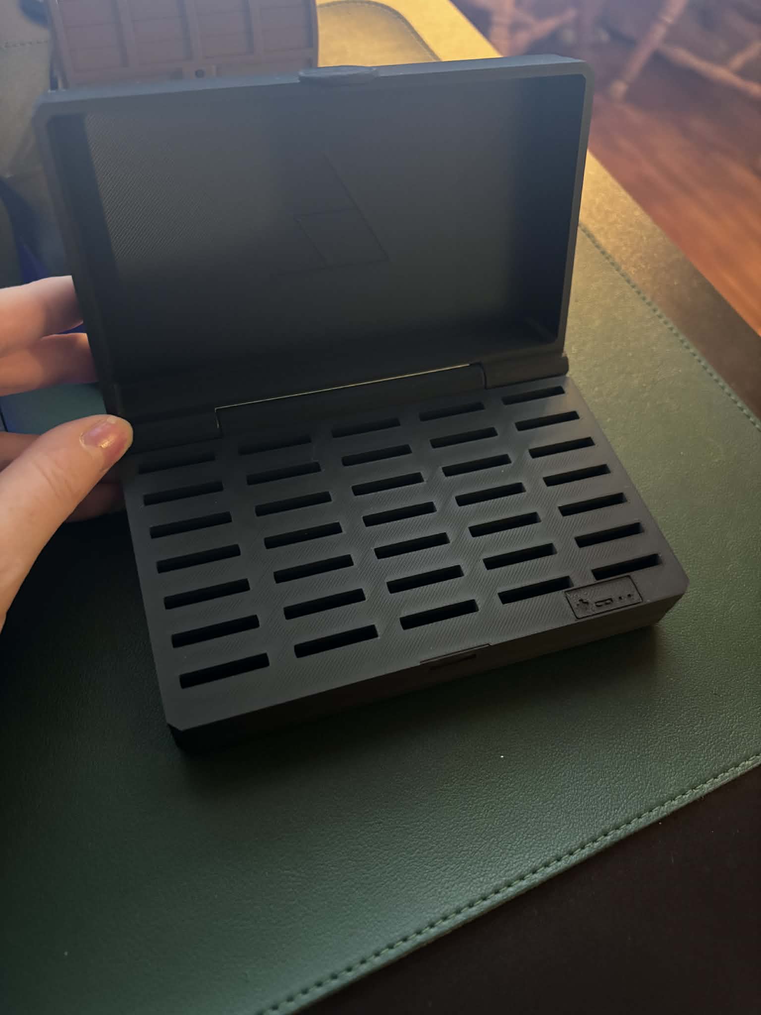 Nintendo Switch cartridges box (35) view 2